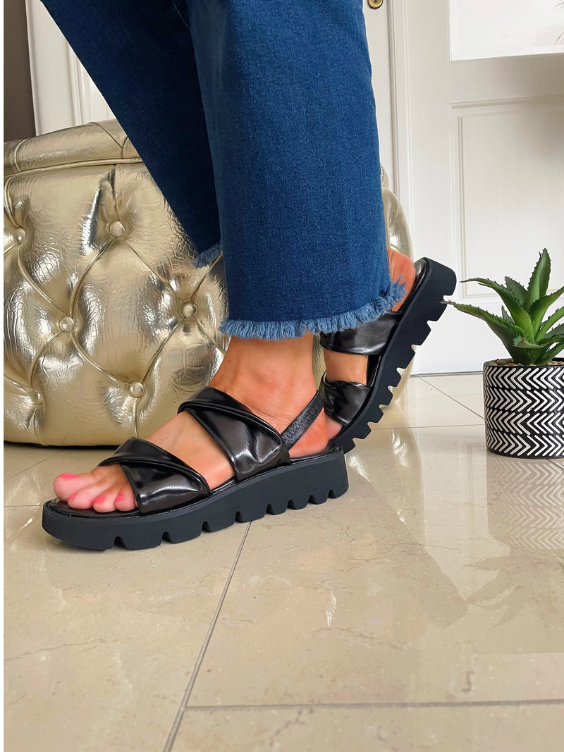 Heavenly Feet 'Sonia' Black Soft Sandal