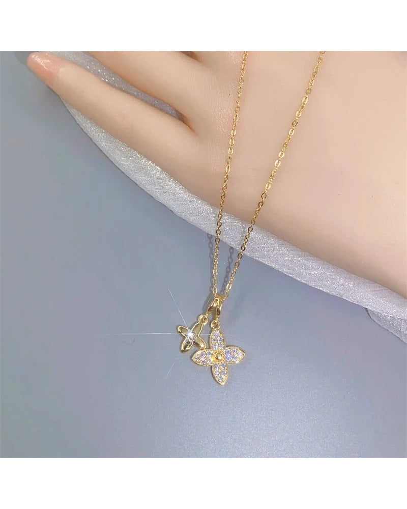 Judith Double Floral Pendant - Gold