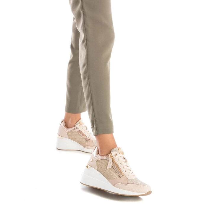 XTI Wedge Trainer Beige & Rose Gold 142280