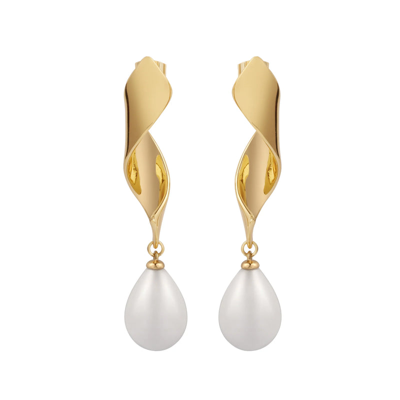 Newbridge Gold Plated Pearl Earrings ER0049GP