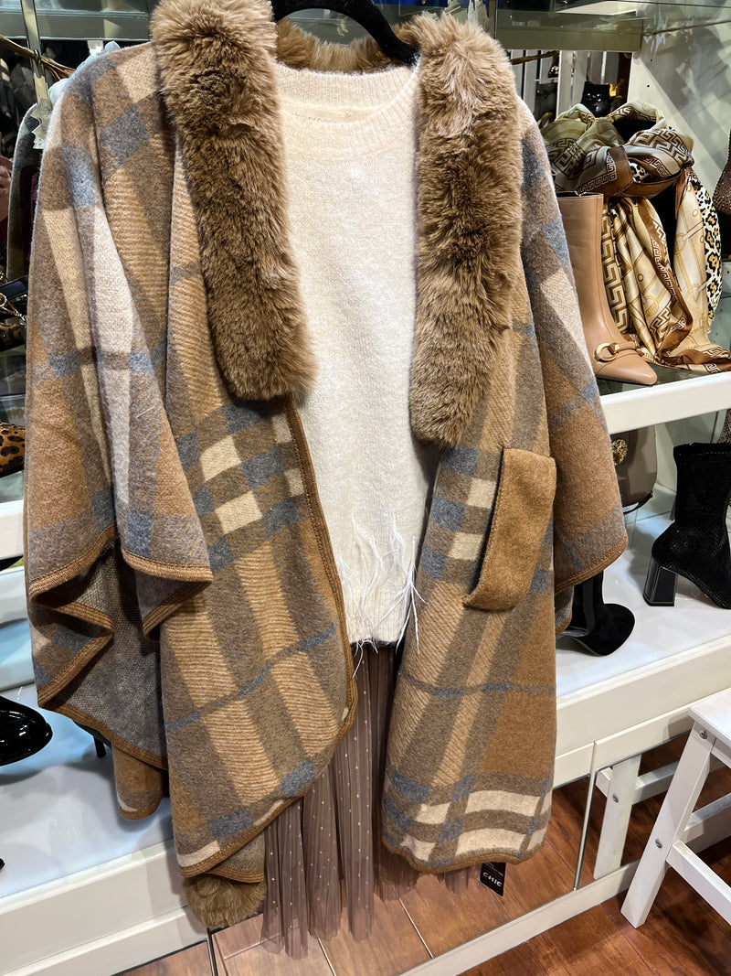 Rory Feather Knit Jumper - Cream