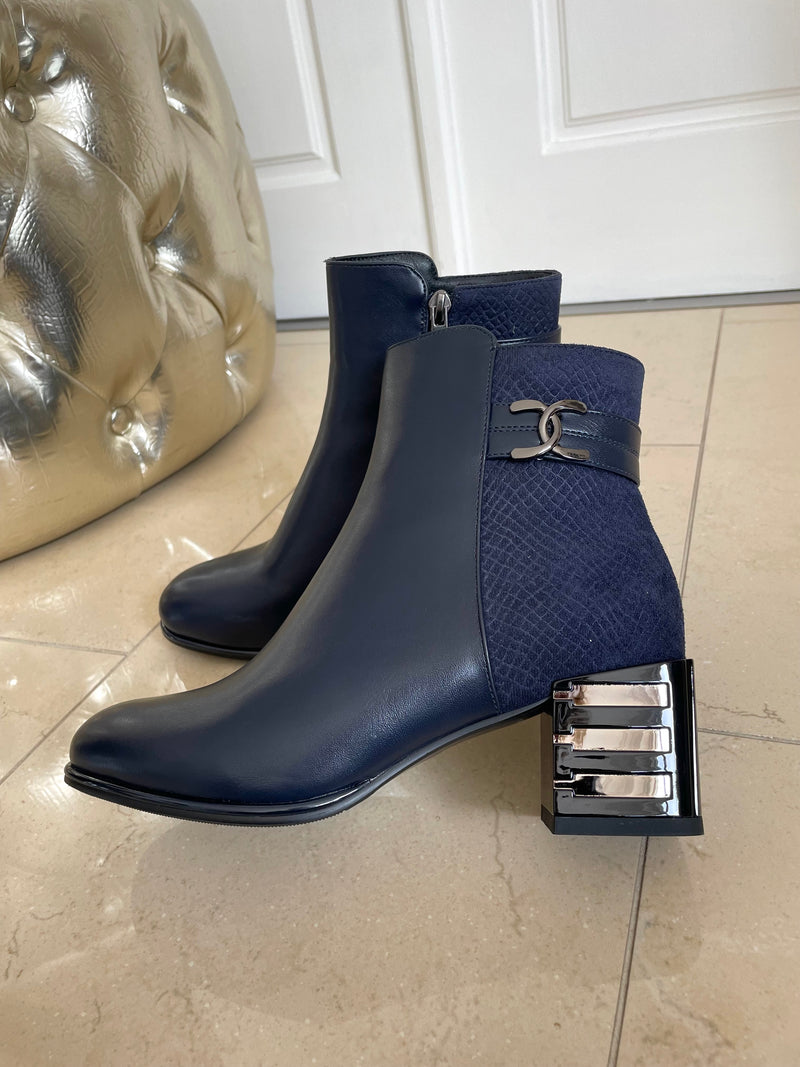 Redz Ankle Boot - Navy W265