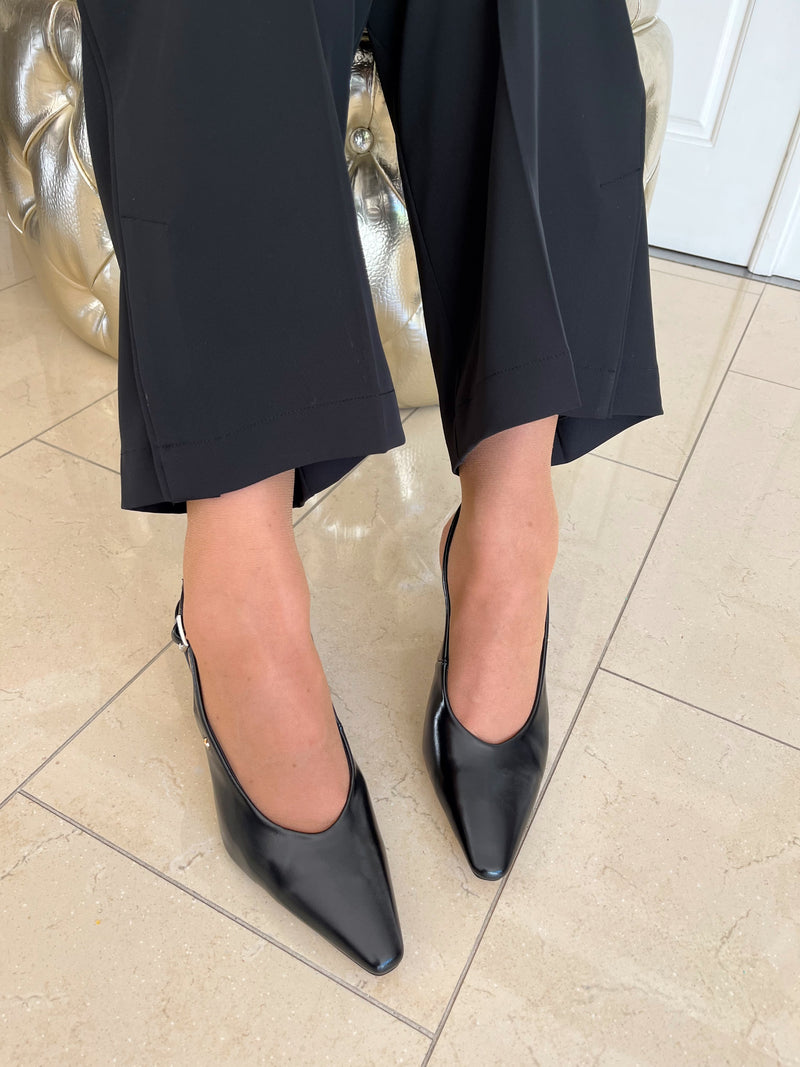 Una Healy “Let The Mystery” Vinyl P - Black Sling back