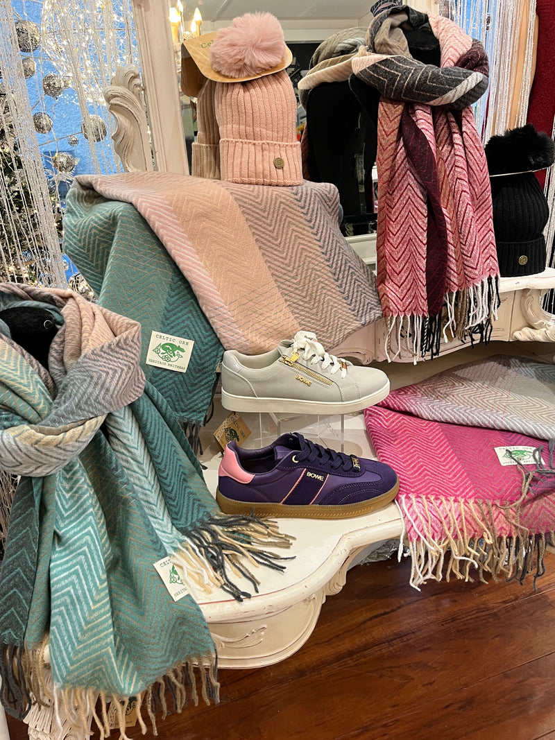 Celtic Ore Herringbone Scarf - Maroon & Dark Grey Ombre