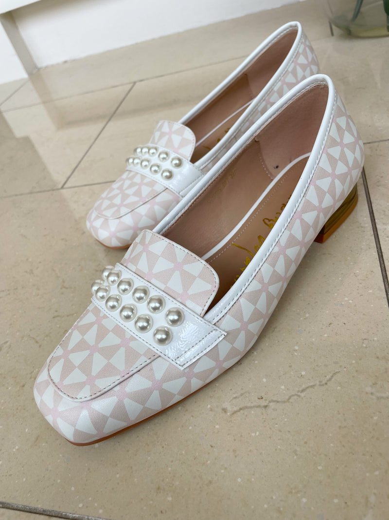 Dancing Matilda "Rosa Perla" Pearl Loafer - Ivory, Camel & Pink