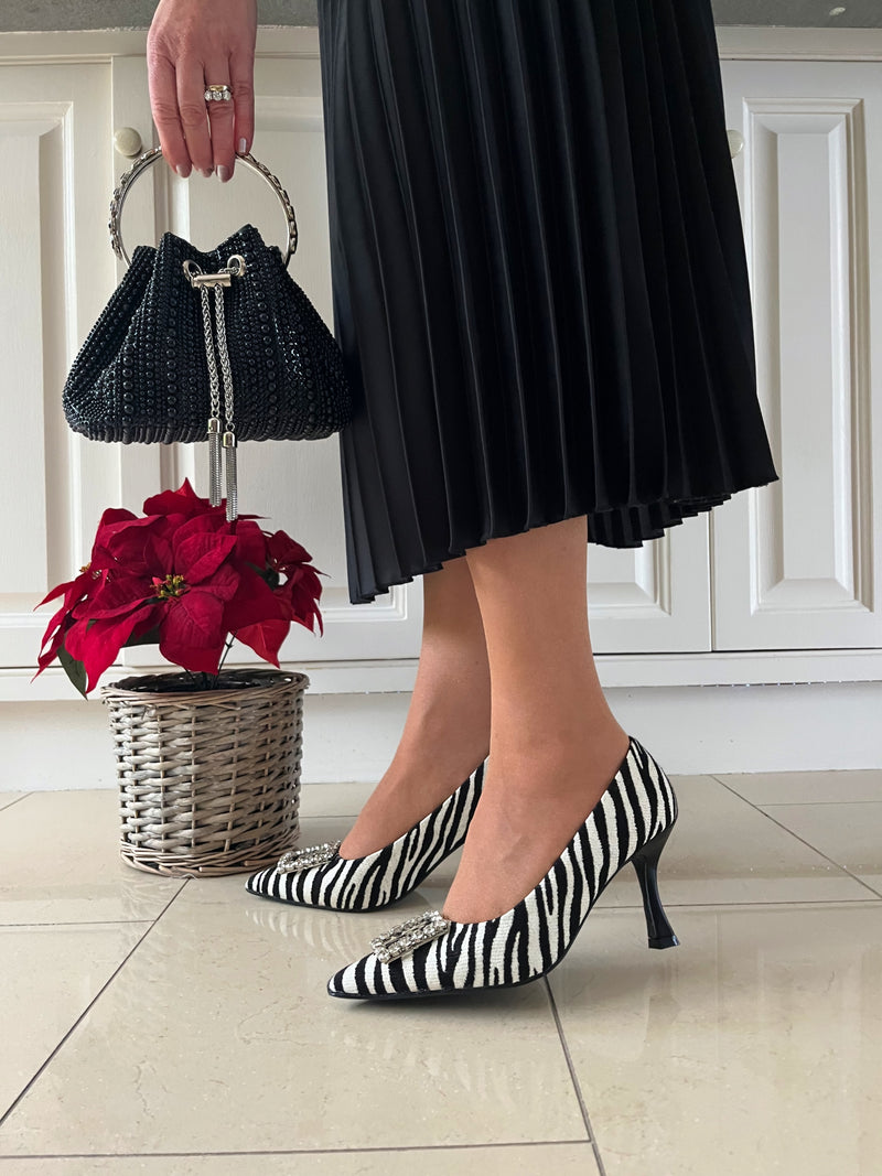 Sorento 'Meadow Point' Zebra White Stiletto