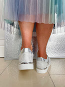 Redz Trainers White and Silver 22111 Y240088