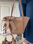 Gionni Bow Charm Shopper Bag - 11G2838 Warm Taupe