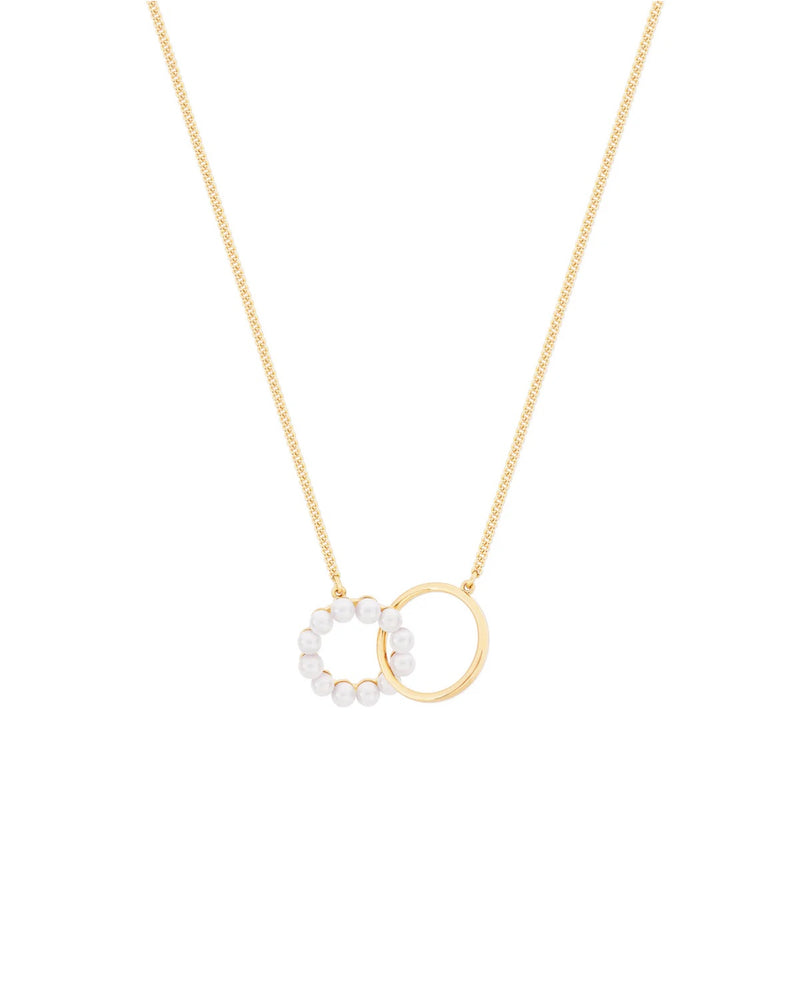 Tipperary Crystal Interlocking Circle Pearl Pendant Gold 164970