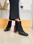 Dancing Matilda 011 Studded Two Tone Boot - Black & Wine