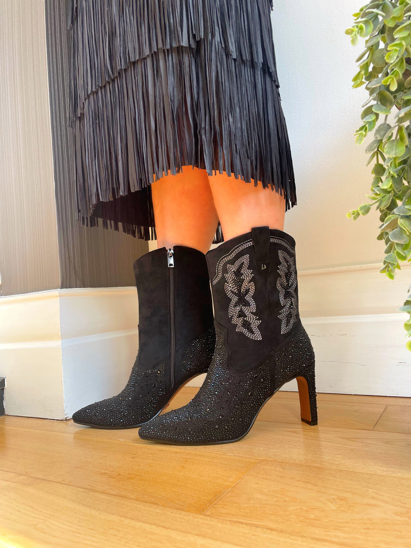 Una Healy Crystal & Embroidery Boot Black - Vinyl Rainmaker