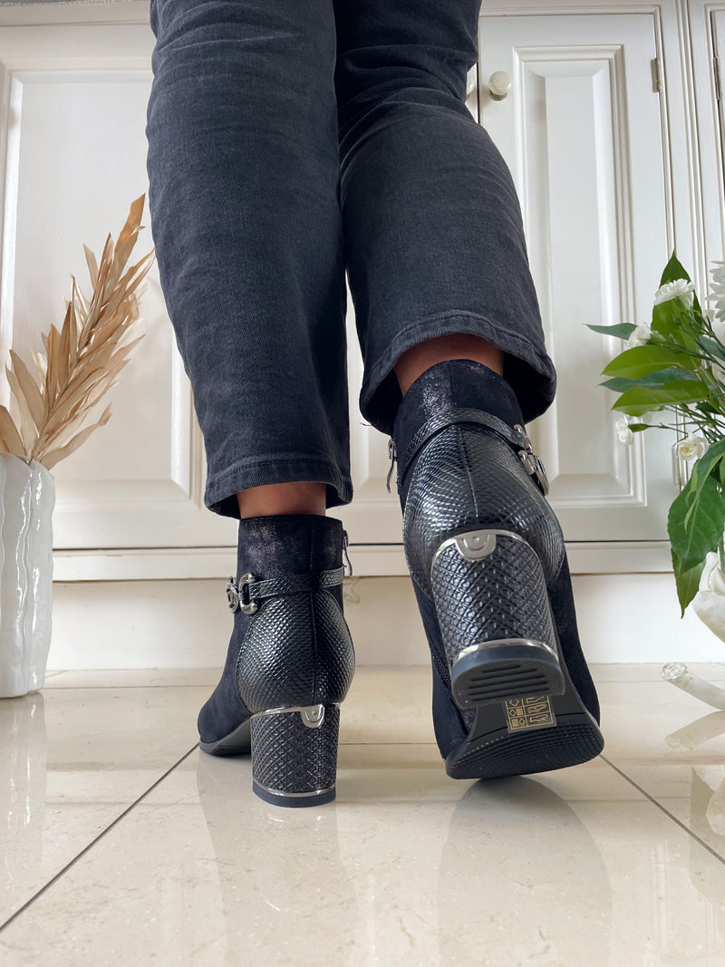 Redz Black Suede Shimmer Ankle Boot H213