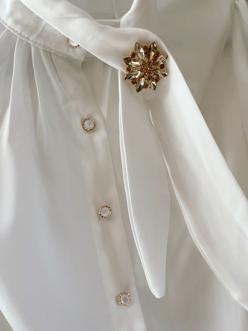 Elish Brooch Tie Shirt - White