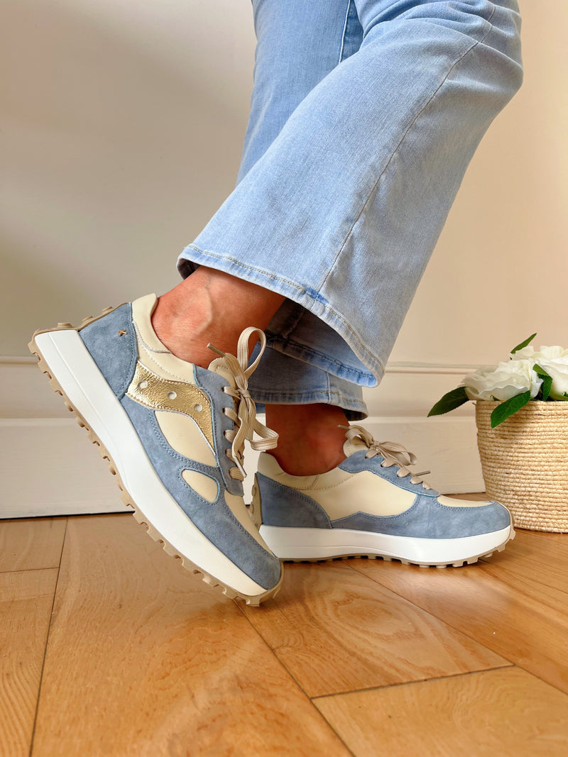 Kate Appleby "Trecastell" Raindrop Trainer - Cream & Blue