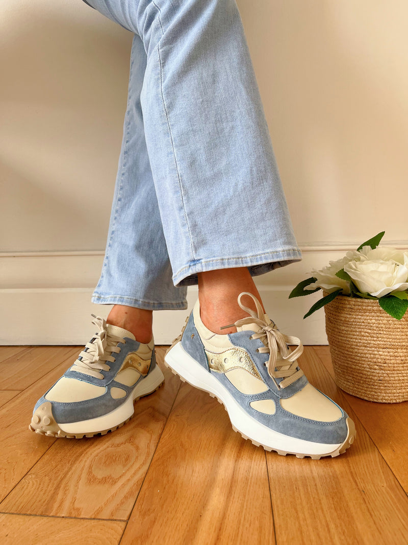 Kate Appleby "Trecastell" Raindrop Trainer - Cream & Blue