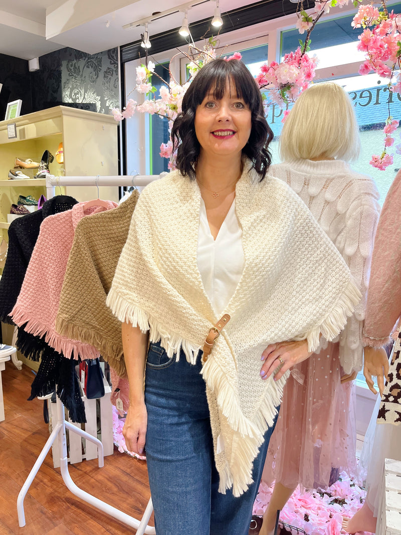 Kelsey Knitted Cape - Cream