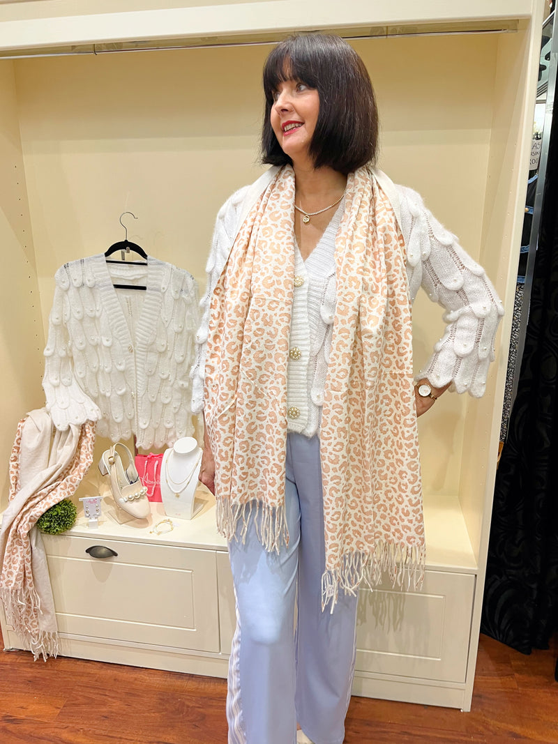 Lily Reversible Leopard Shawl - Off White & Gold