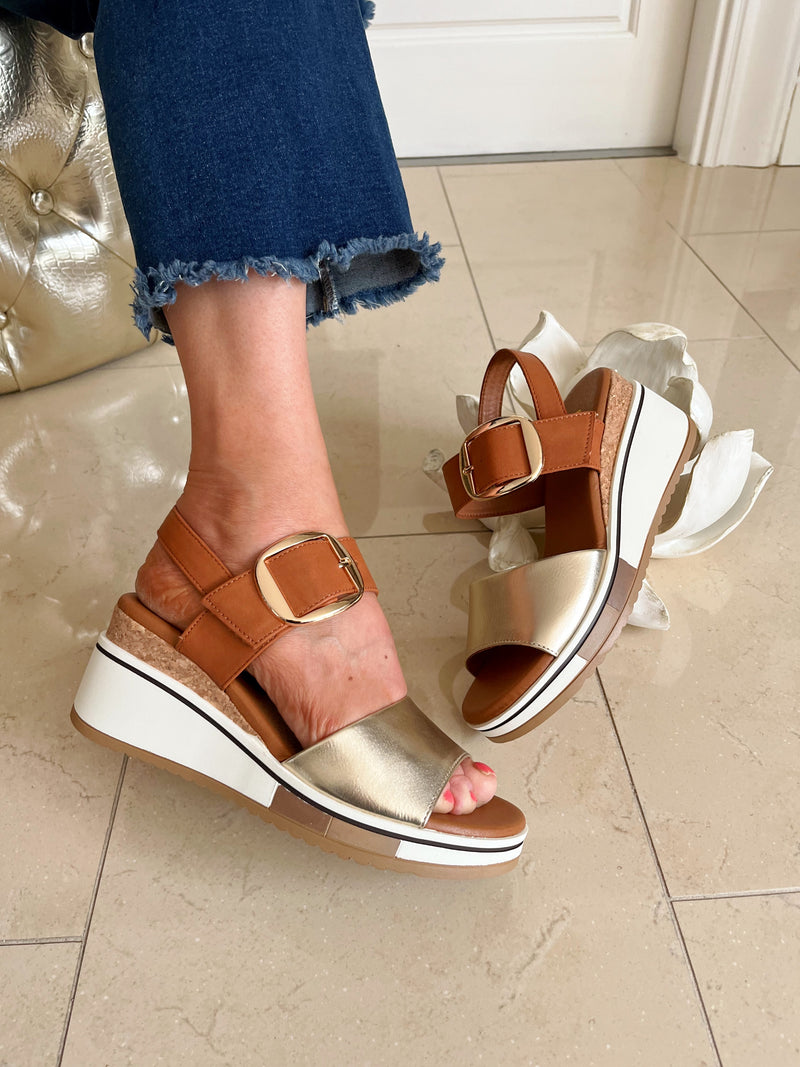 Redz Wedge Sandals Tan/Gold CF024BE03