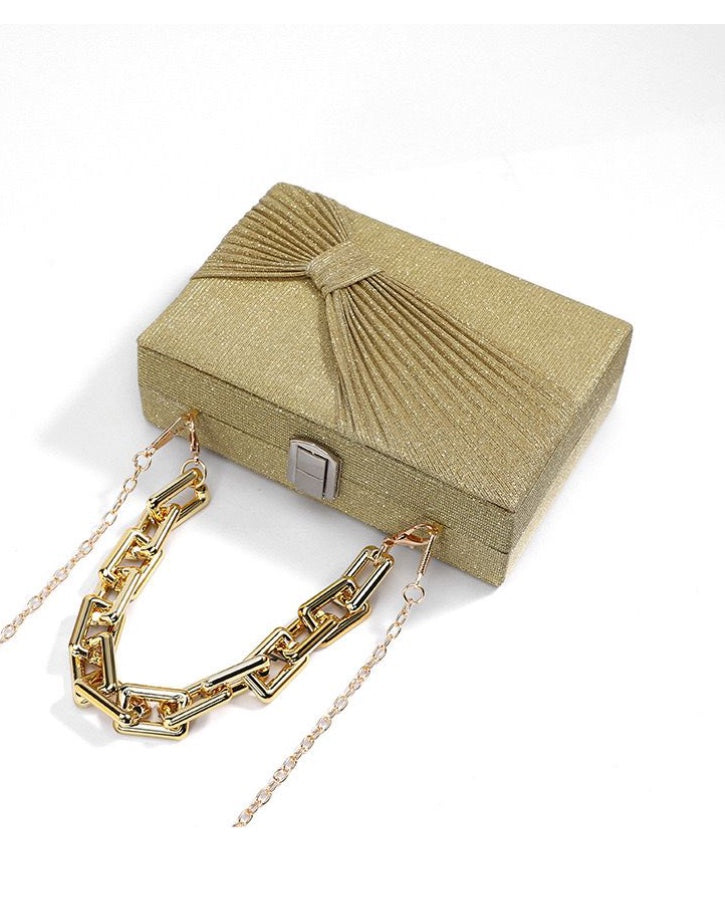 Bonnie Bow Glitter Clutch - Gold