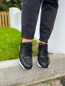 Redz Wedge Trainer Black Q07110-21