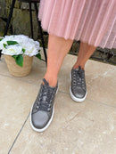 XTI Light Weight Metallic Trainer  -  Grey 141988