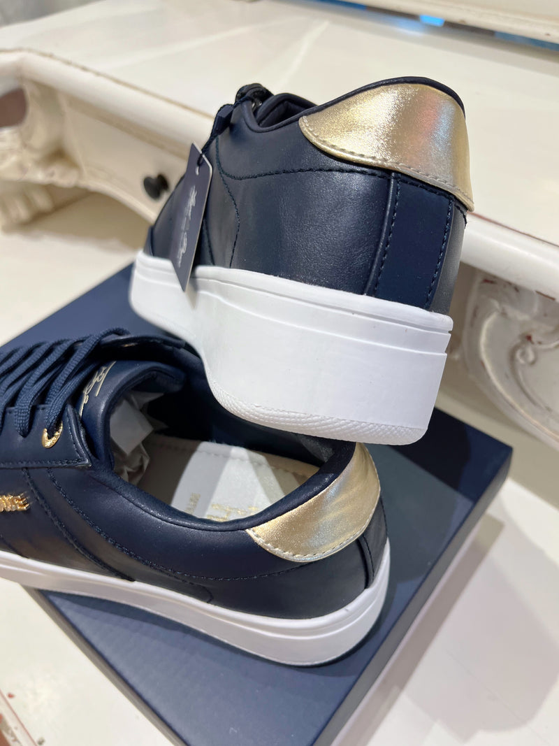 Tommy Bowe Ketter Trainer - Navy Admiral