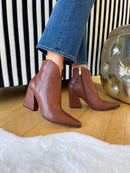 Marco Tozzi Matte V-Cut Boot -  Cognac 2-25361-41 305