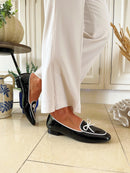 Kate Appleby 'Flitton' Schwarz Shine Loafer - Black & White