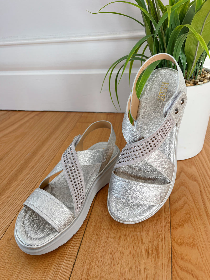 Redz Wedge Sandal - Silver 161-16A