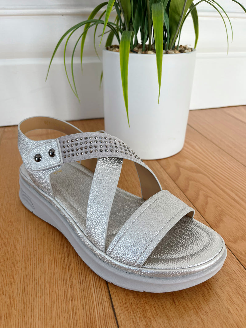 Redz Wedge Sandal - Silver 161-16A