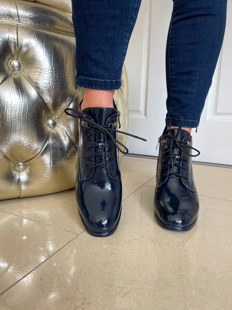 Redz Lace Up Navy Ankle Boot H1002