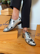 Dancing Matilda "Trapeze Plata Estrella" Brogue - Silver