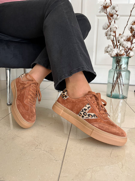 Drilleys "Ninty" Chamoise Trainers - Rust & Leopard Print