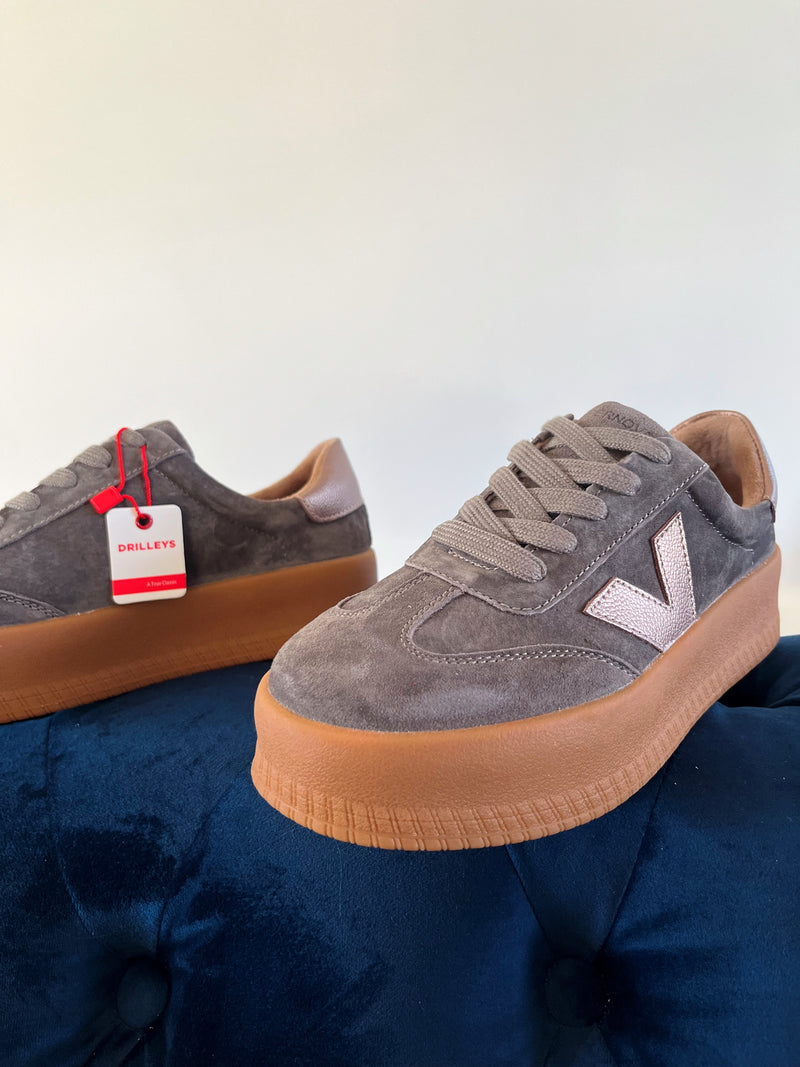 Drilleys "Eighty Four Tornado Gold" Platform Trainers - Charcoal & Gold