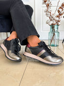 Tommy Bowe Saiki Metallic Cabernet Trainer - Black, Pewter & Maroon