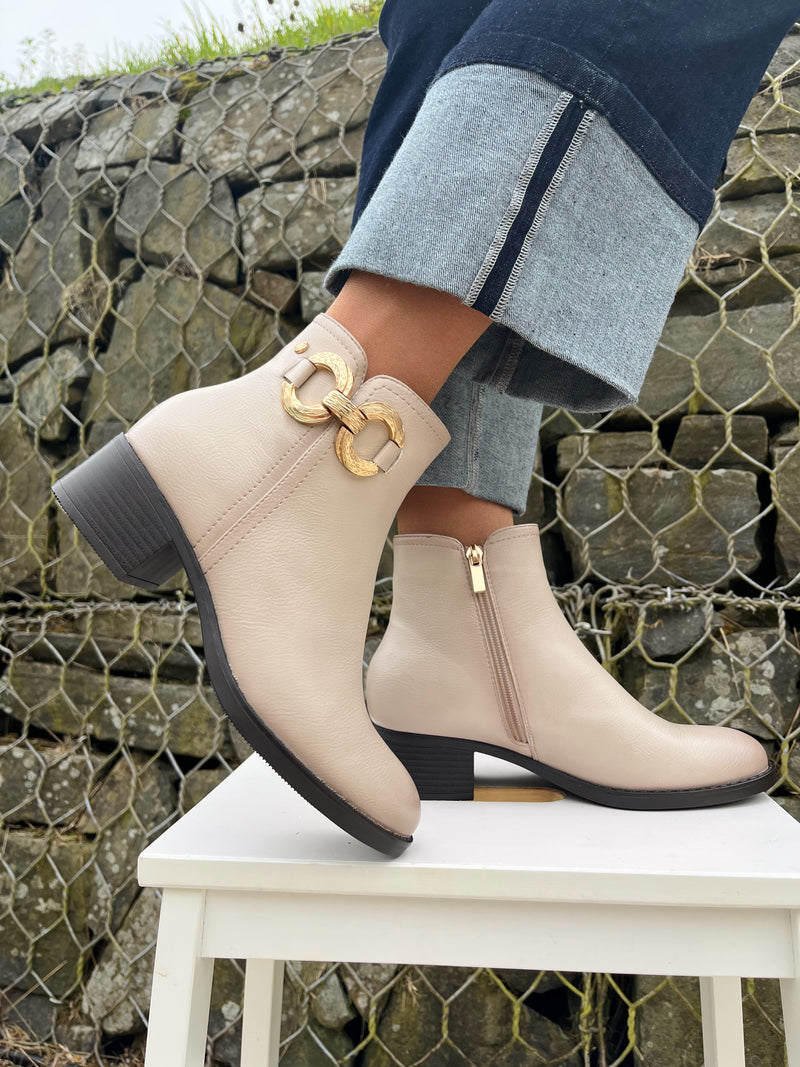 Patrizio Italiano 'Imperia' Beige Ankle Boot