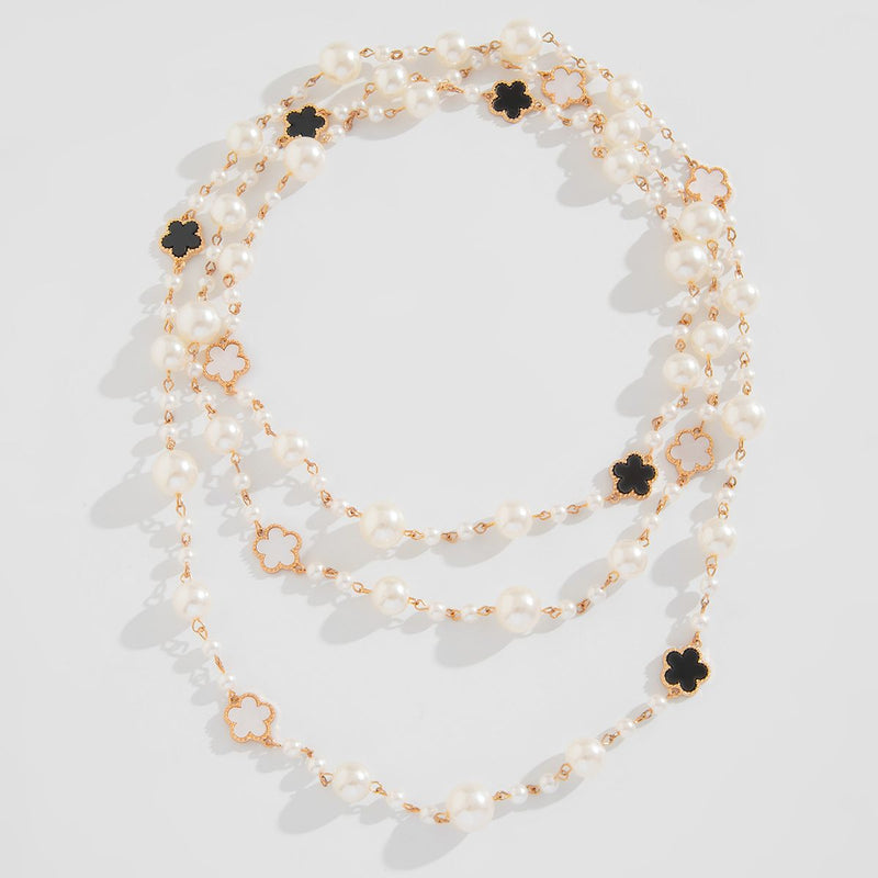 Yamin Pearl Petal Necklace Black & Mother Of Pearl