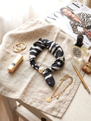 Zoey Zebra Pearl Scarf Necklace - Black