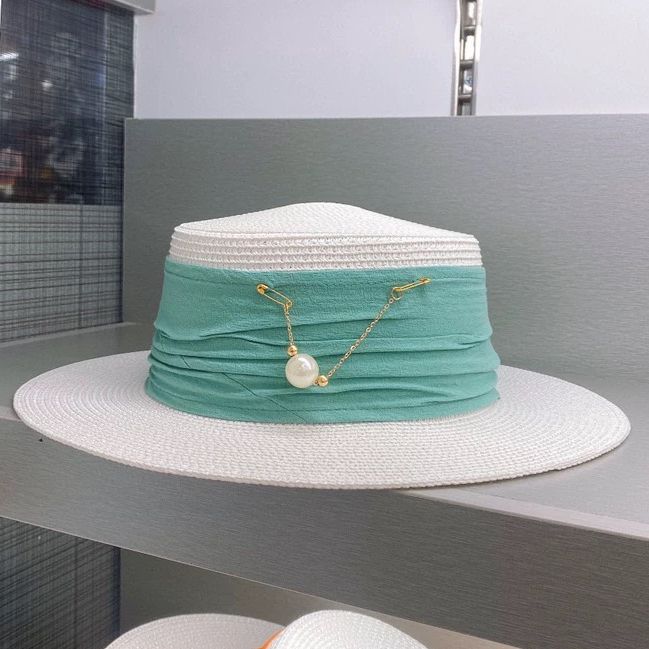 Finely Detachable Pearl Hat - Sage Green