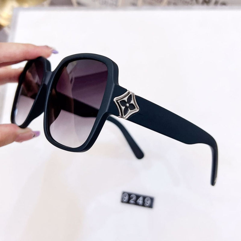 Rian Oversized Shades - Matte Forest