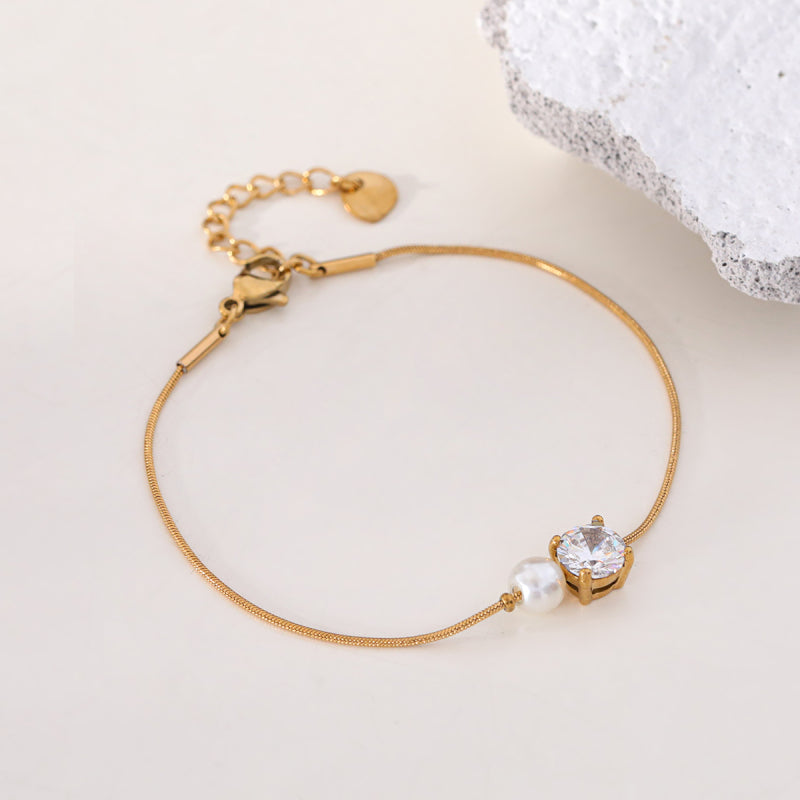 Niki Crystal & Pearl Bracelet