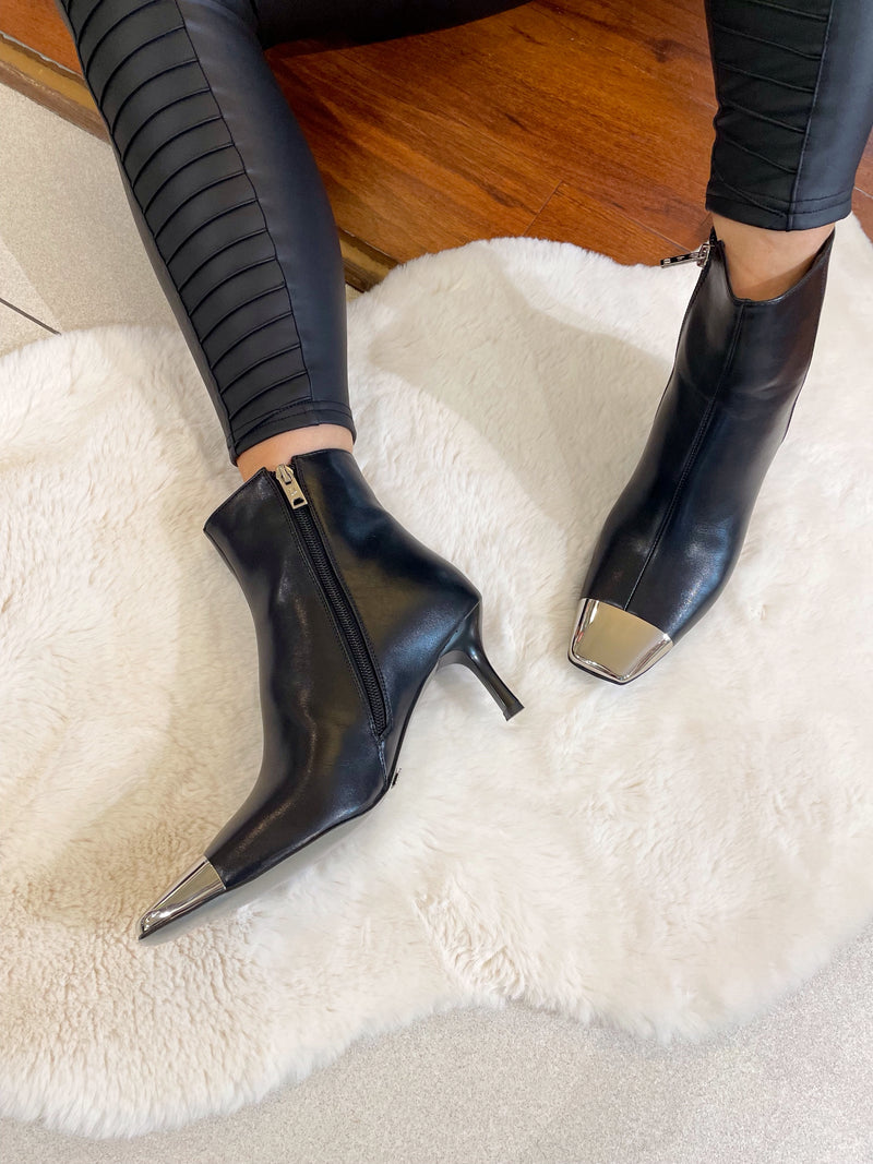 Una Healy "So Amazing" Square Toe Ankle Boot - Vinly Black